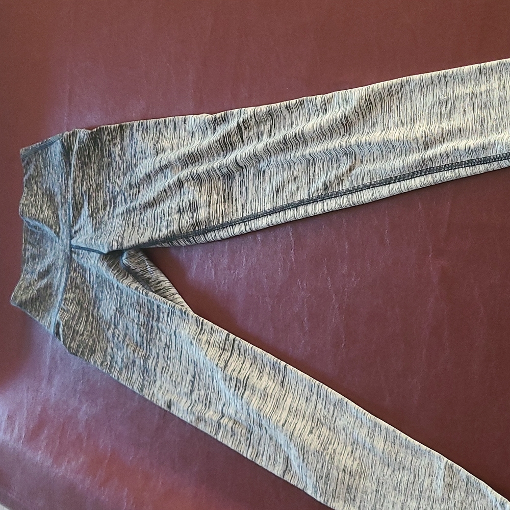 Aerie Green/Gray Chill Play Move Leggings Size XS